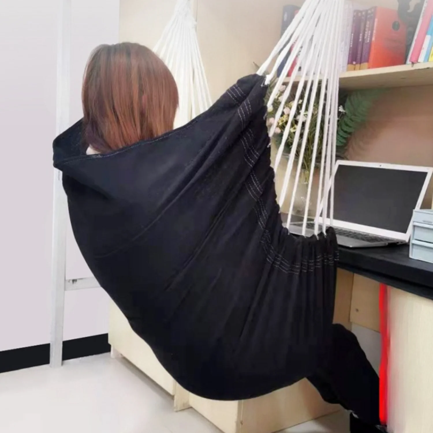 Comfortable Outdoor Fabric Hammock Chair